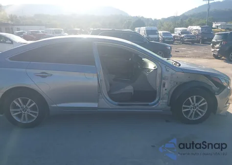 2015 Hyundai Sonata Se z USA, uszkodzony, nr VIN 5NPE24AF6FH210821